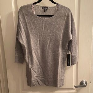 Willi Smith Cashmere Light Gray Scoop Neck Sweater